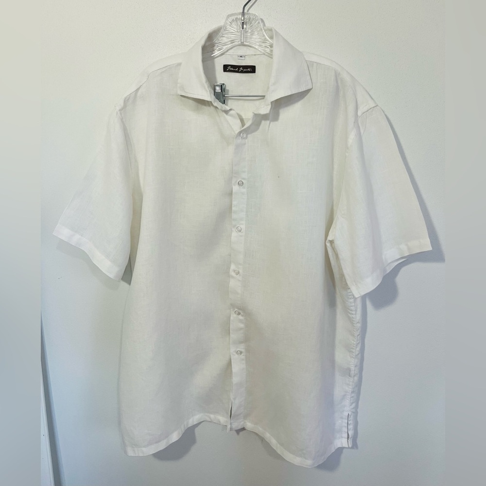Island Importer 100 % linen men shirt white. Size XL